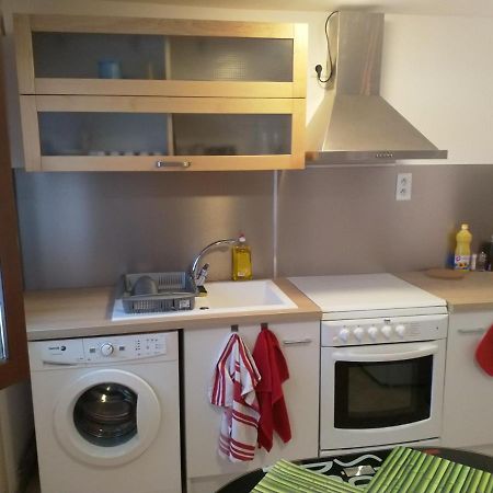 Petite Maisonnette D'Environ 25M2 Tout Confort Oraison Kültér fotó